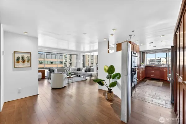 1120 Spring Street #1201, Seattle, WA 98104