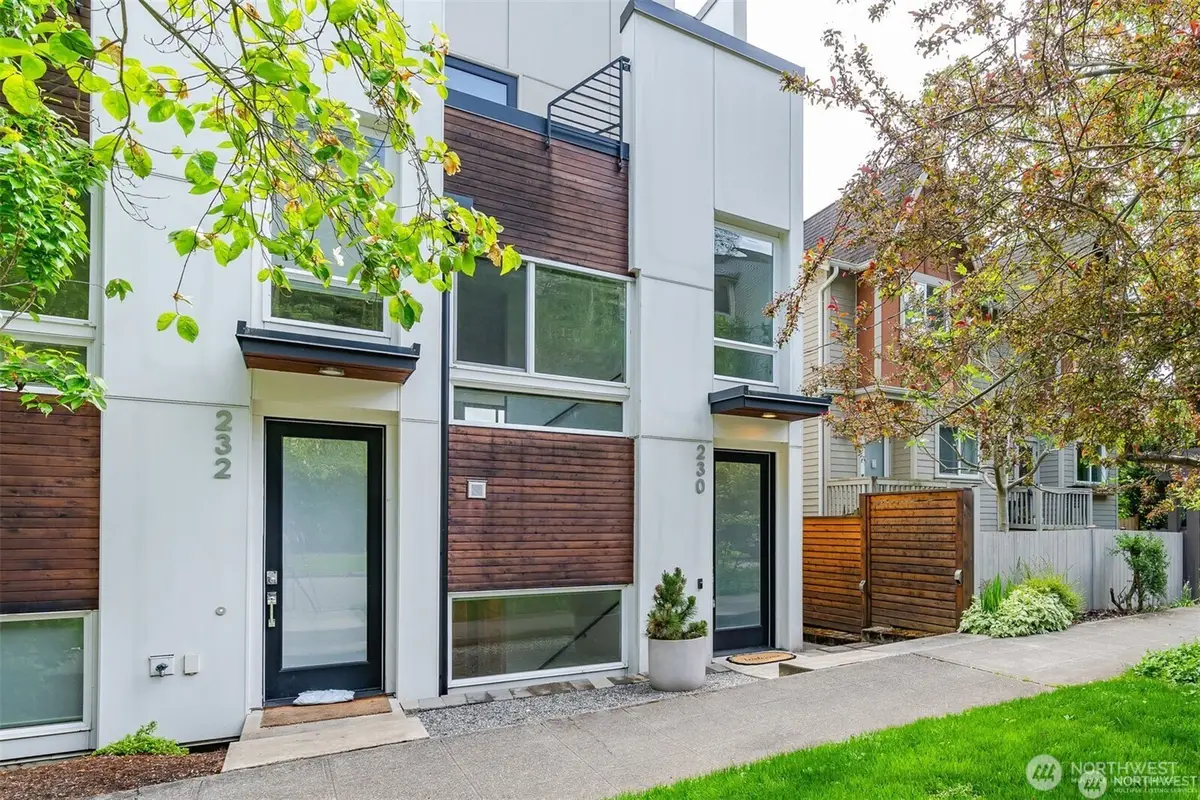 230 26th Avenue E, Seattle, WA 98112 - #1