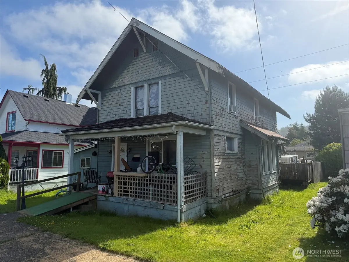 804 Monroe Street, Hoquiam, WA 98550 - #1