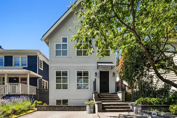1525 Mcgilvra Boulevard E, Seattle, WA 98112