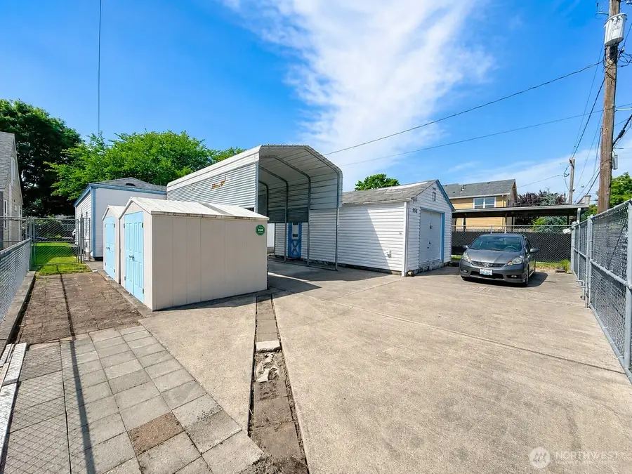 566 25th Avenue, Longview, WA 98632 - #2