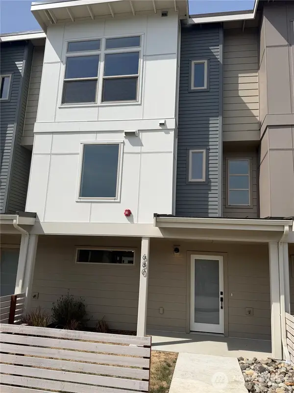 680 W Kline Road, Bellingham, WA 98226