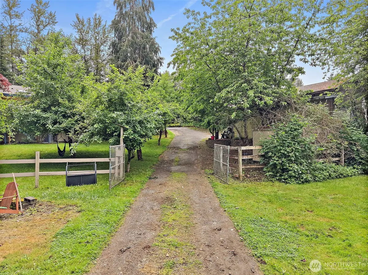 16624 SE 240th Street, Kent, WA 98042 - #1
