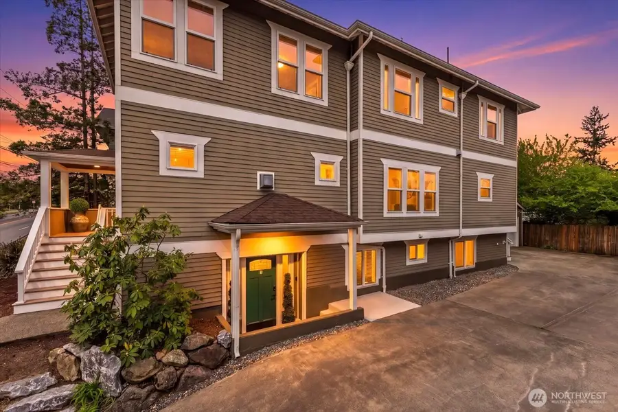 400 NE 50th Street, Seattle, WA 98105 - #3