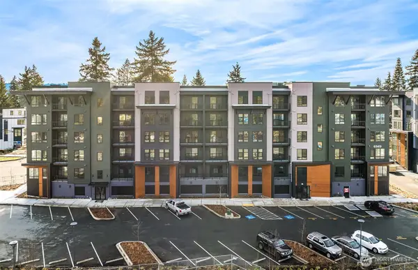 6949 NE 184th Lane #103, Kenmore, WA 98028