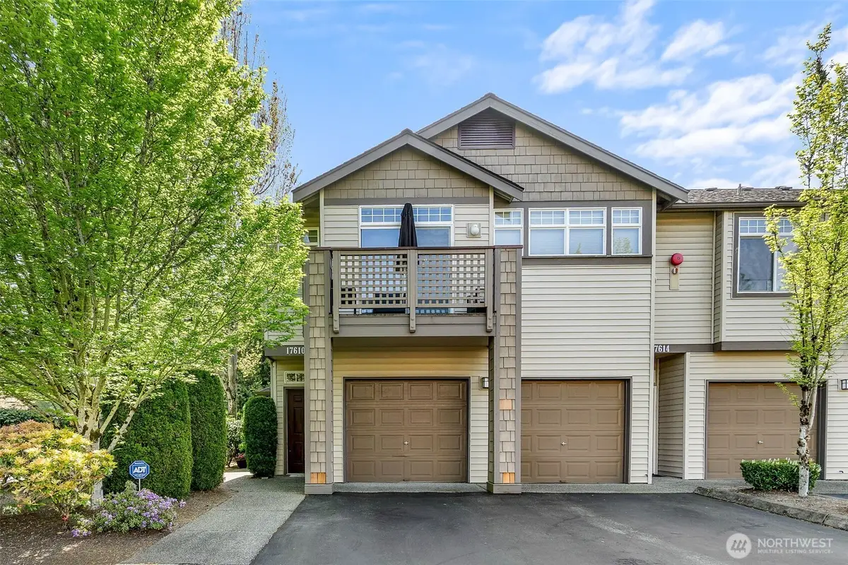 17610 134th Lane Se, Renton, WA 98058 - #1