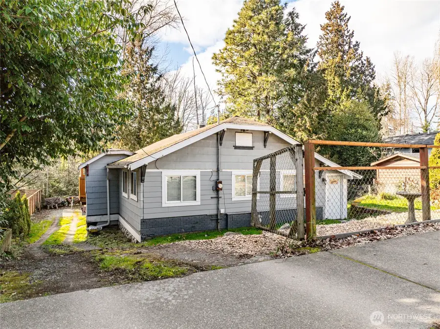 4549 26th Avenue Sw, Seattle, WA 98106 - #3