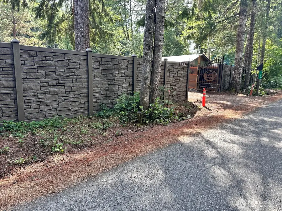 131 Nisqually Way, Ashford, WA 98304 - #3