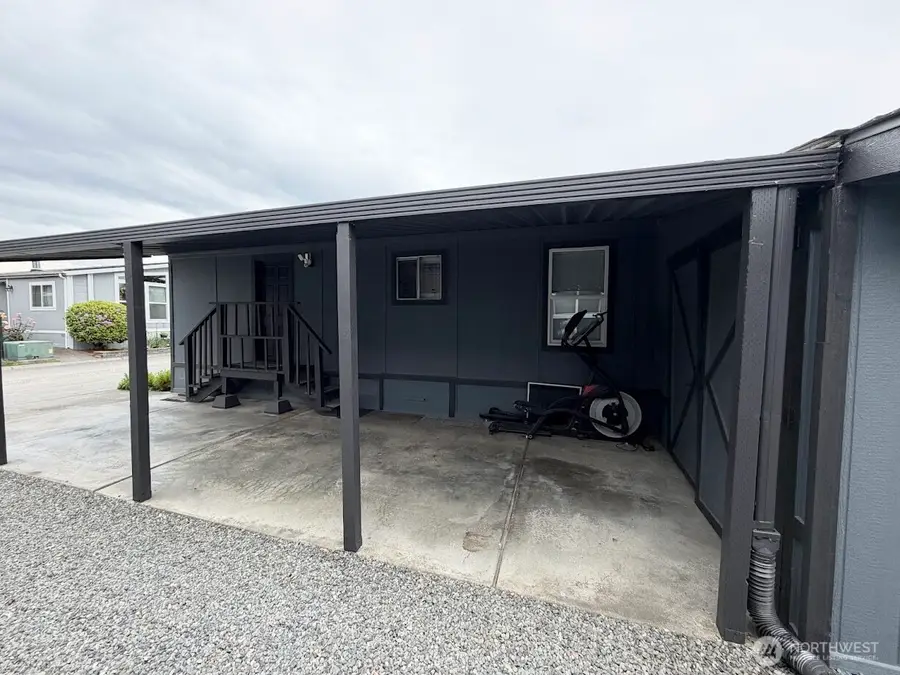 607 37th Street Se #105, Auburn, WA 98002 - #2