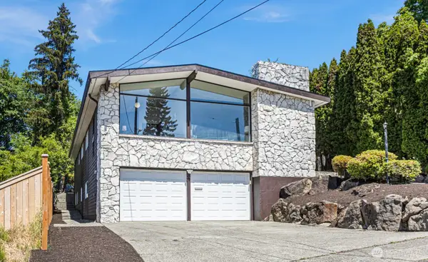 5210 S Kenyon Street, Seattle, WA 98118