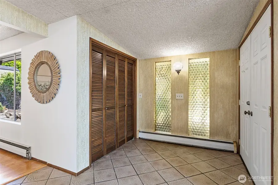 5210 S Kenyon Street, Seattle, WA 98118 - #3