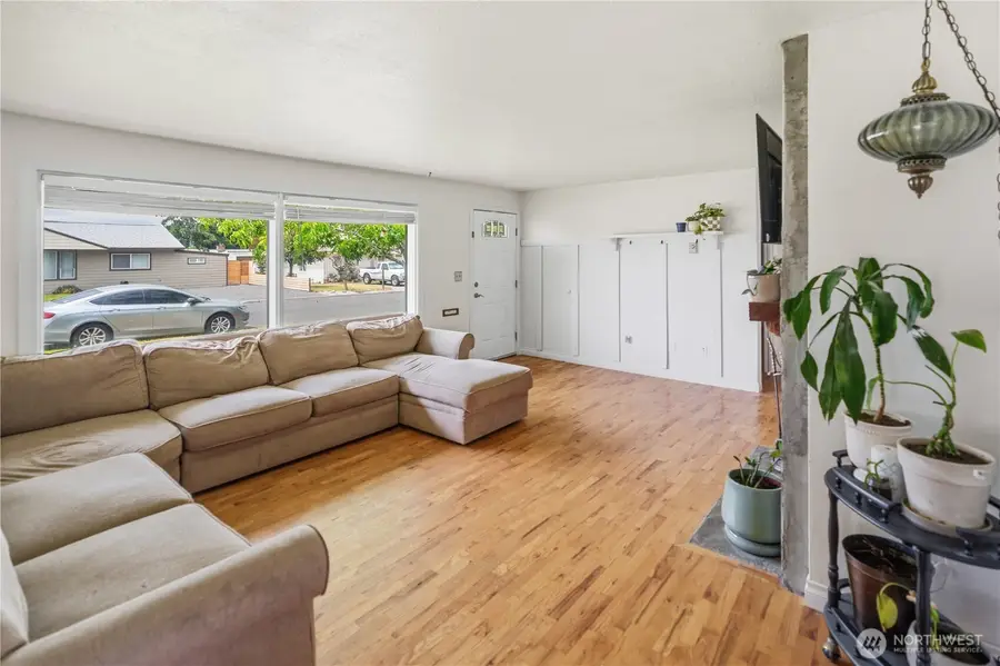 214 G Street Ne, Ephrata, WA 98823 - #2