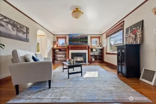 1600 27th Avenue, Seattle, WA 98122 - #3