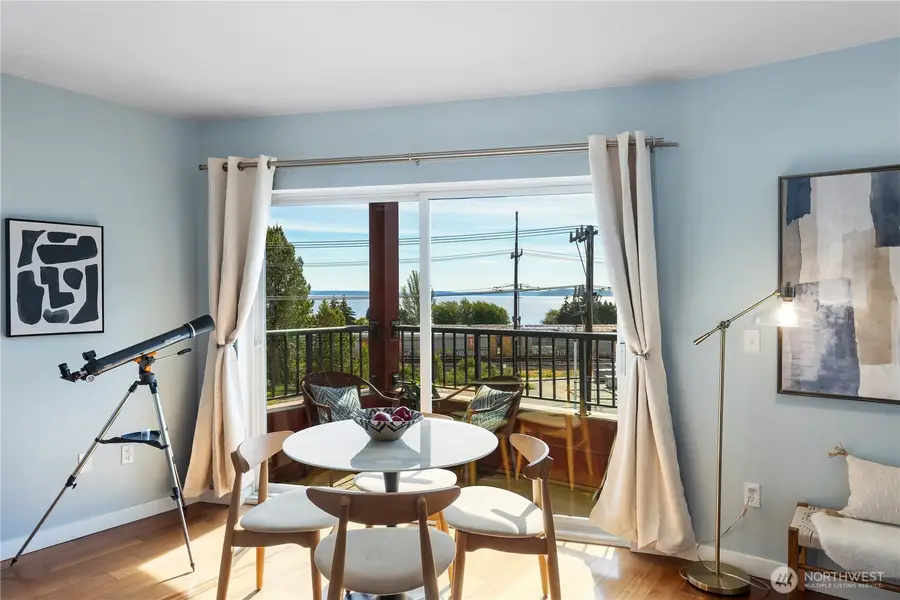 524 6th Avenue W #210, Seattle, WA 98119 - #3