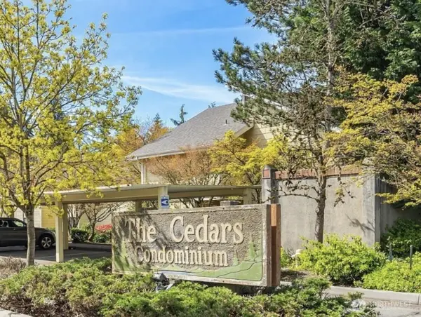 725 141st Place Ne, Bellevue, WA 98007