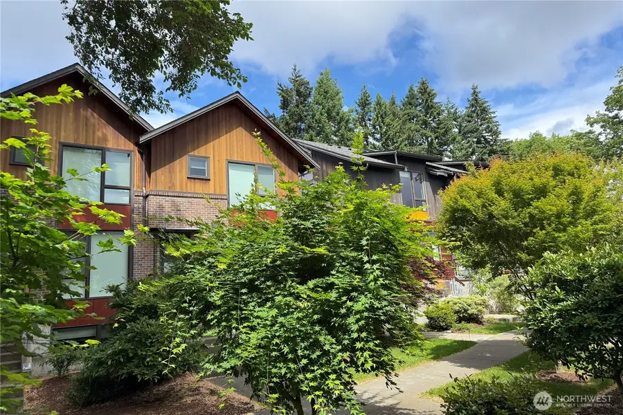 6535 34th Avenue Ne #B, Seattle, WA 98115 - #3