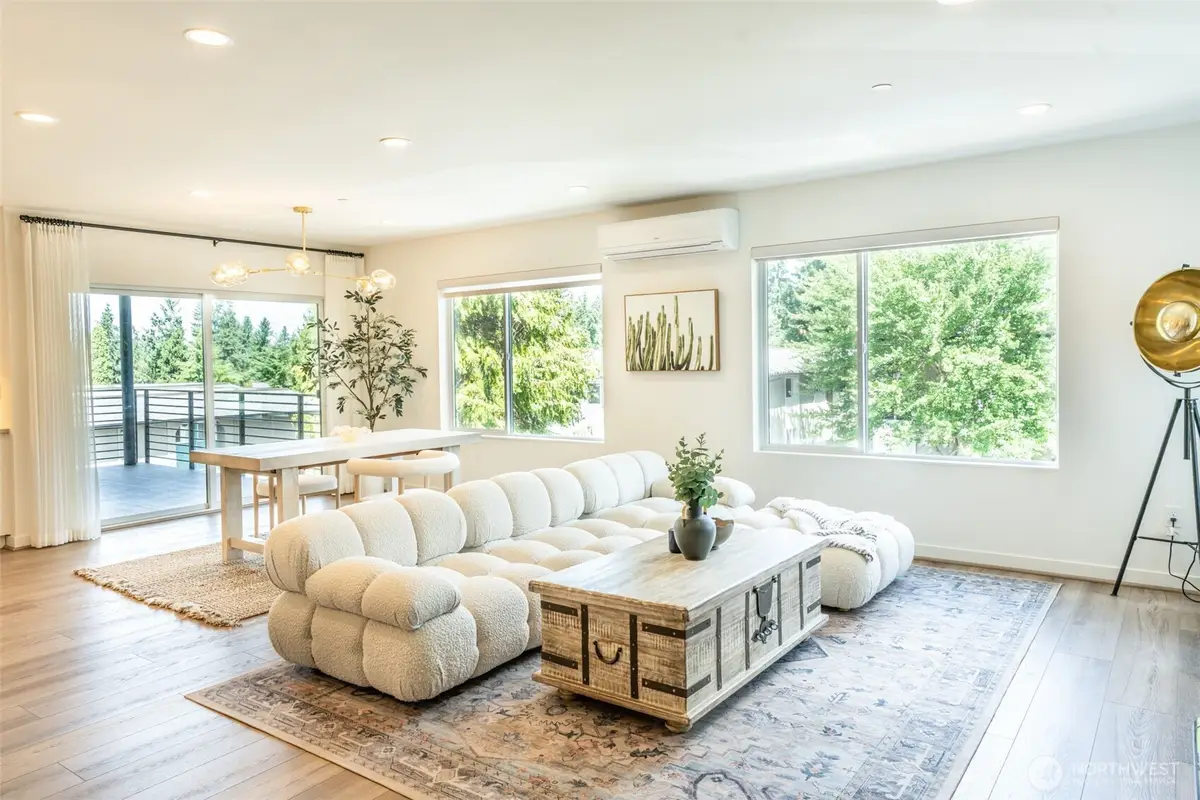 15558 NE 15th Place #301, Bellevue, WA 98007 - #1