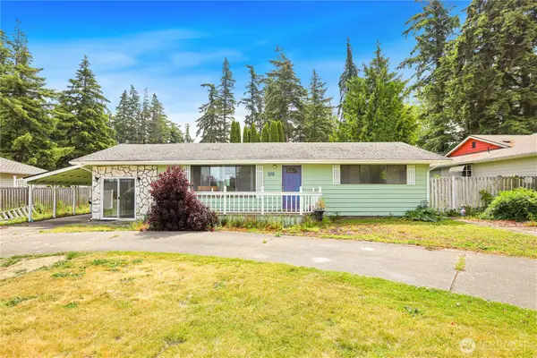 310 Scotland Drive, Camano Island, WA 98282