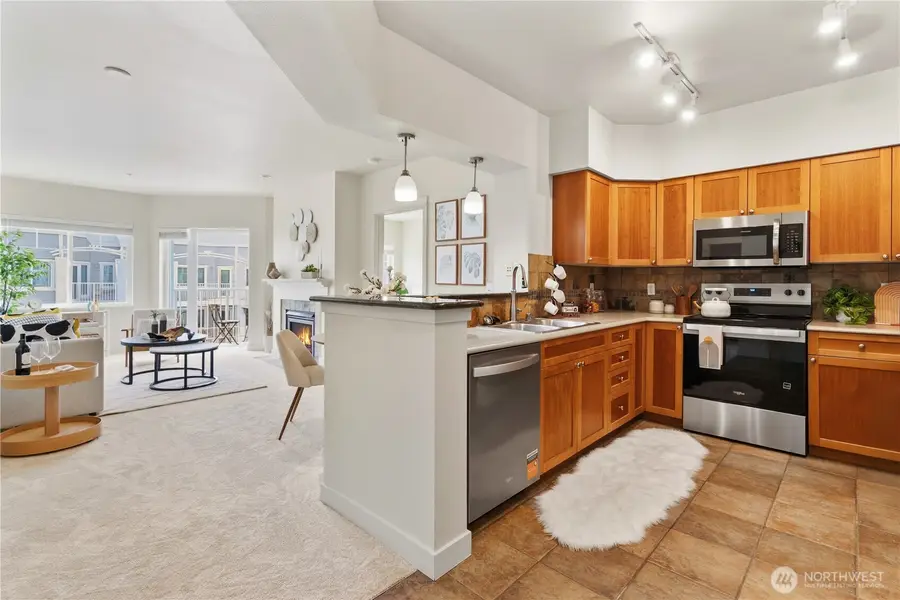 1545 NW 57th St #611, Seattle, WA 98107 - #3