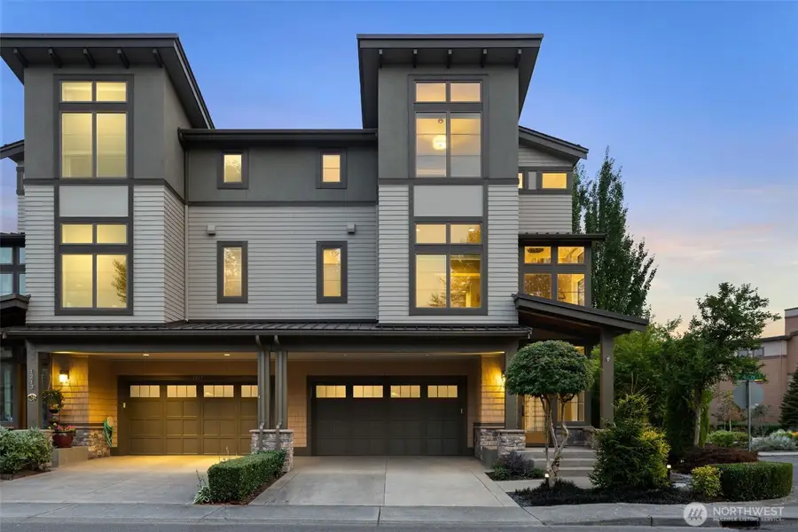 1211 N 42nd Place, Renton, WA 98056 - #3