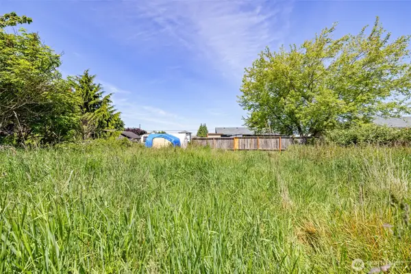 2013 E 4th Avenue, Port Angeles, WA 98362