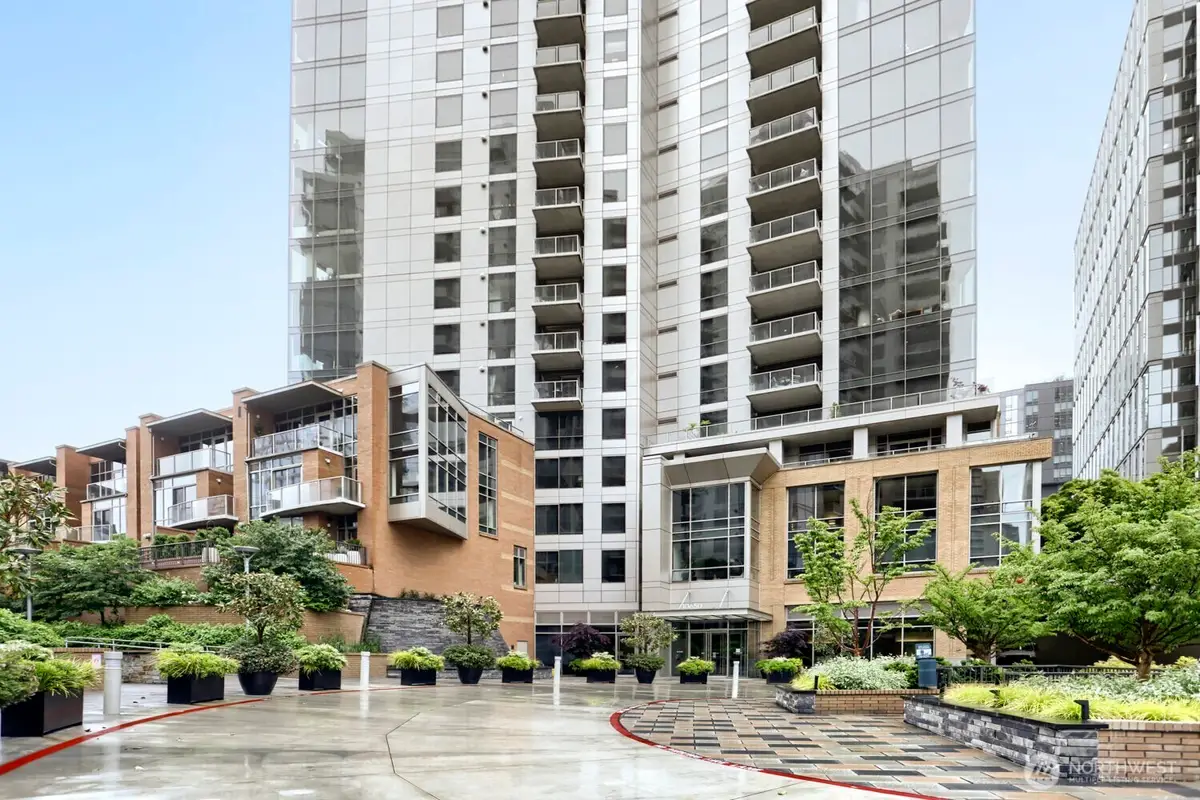 10650 NE 9th Place #1520, Bellevue, WA 98004 - #1