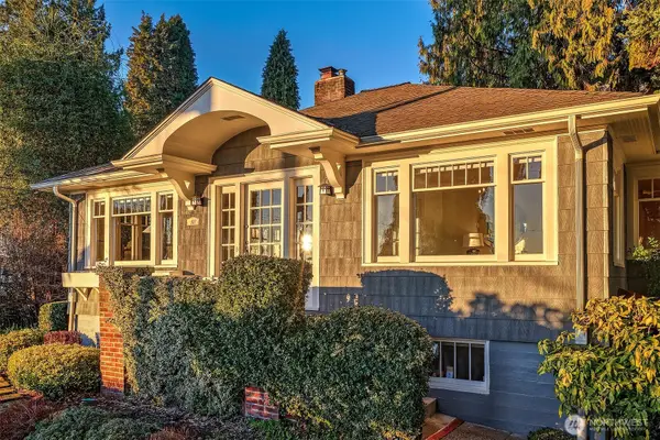 707 Lake Washington Boulevard S, Seattle, WA 98144