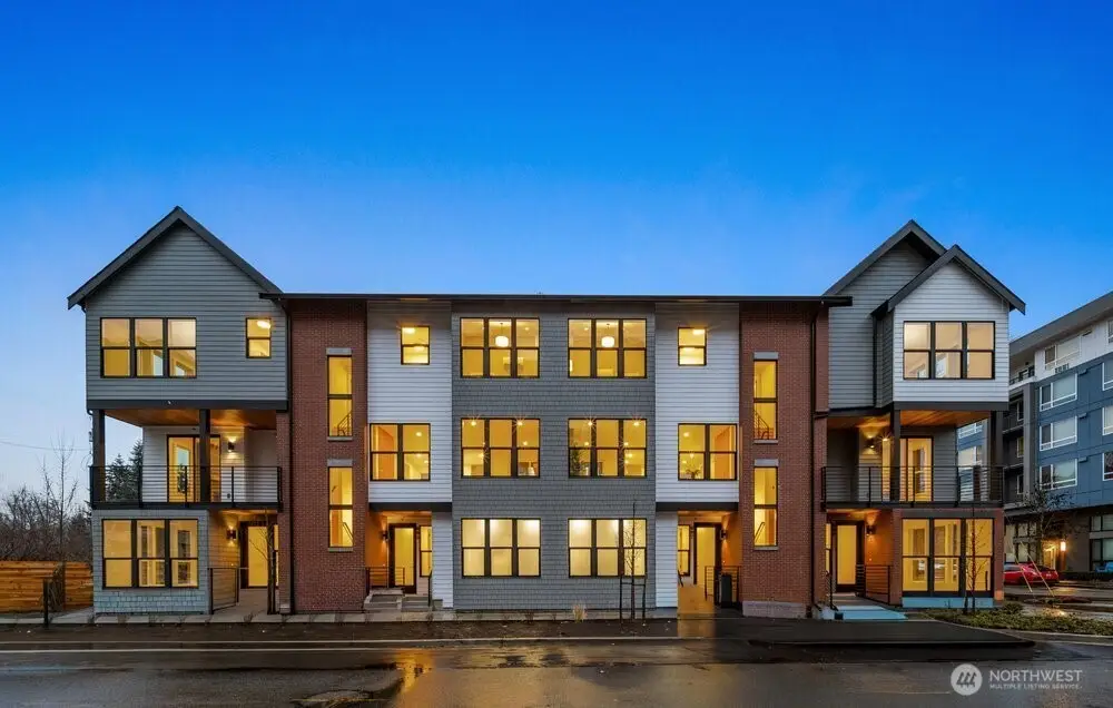 697 NW Locust St (homesite #8), Issaquah, WA 98027 - #1