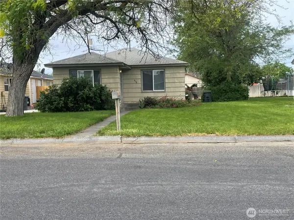 876 S 3rd Avenue, Othello, WA 99344