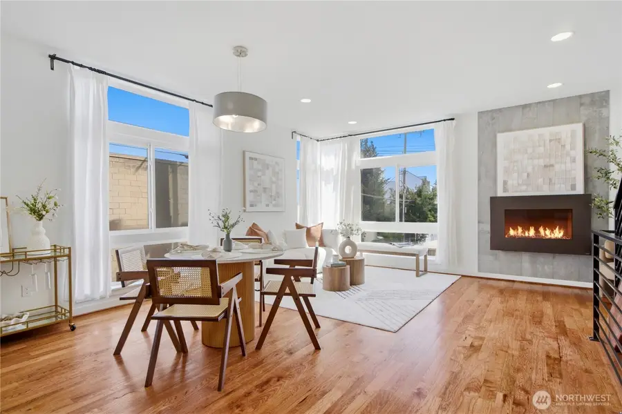 4106 Linden Avenue N #B, Seattle, WA 98103 - #2