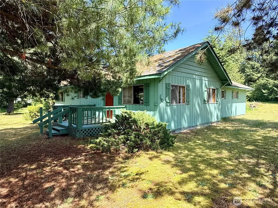 503 Centre Street N, Rainier, WA 98576 - #3
