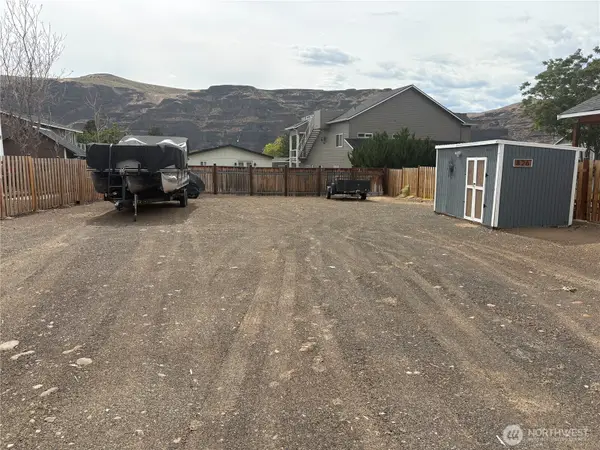 826 SW Chukar Place #39, Quincy, WA 98848