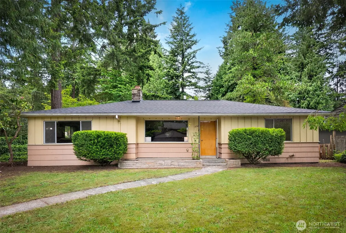 902 N 149th Street, Shoreline, WA 98133 - #1