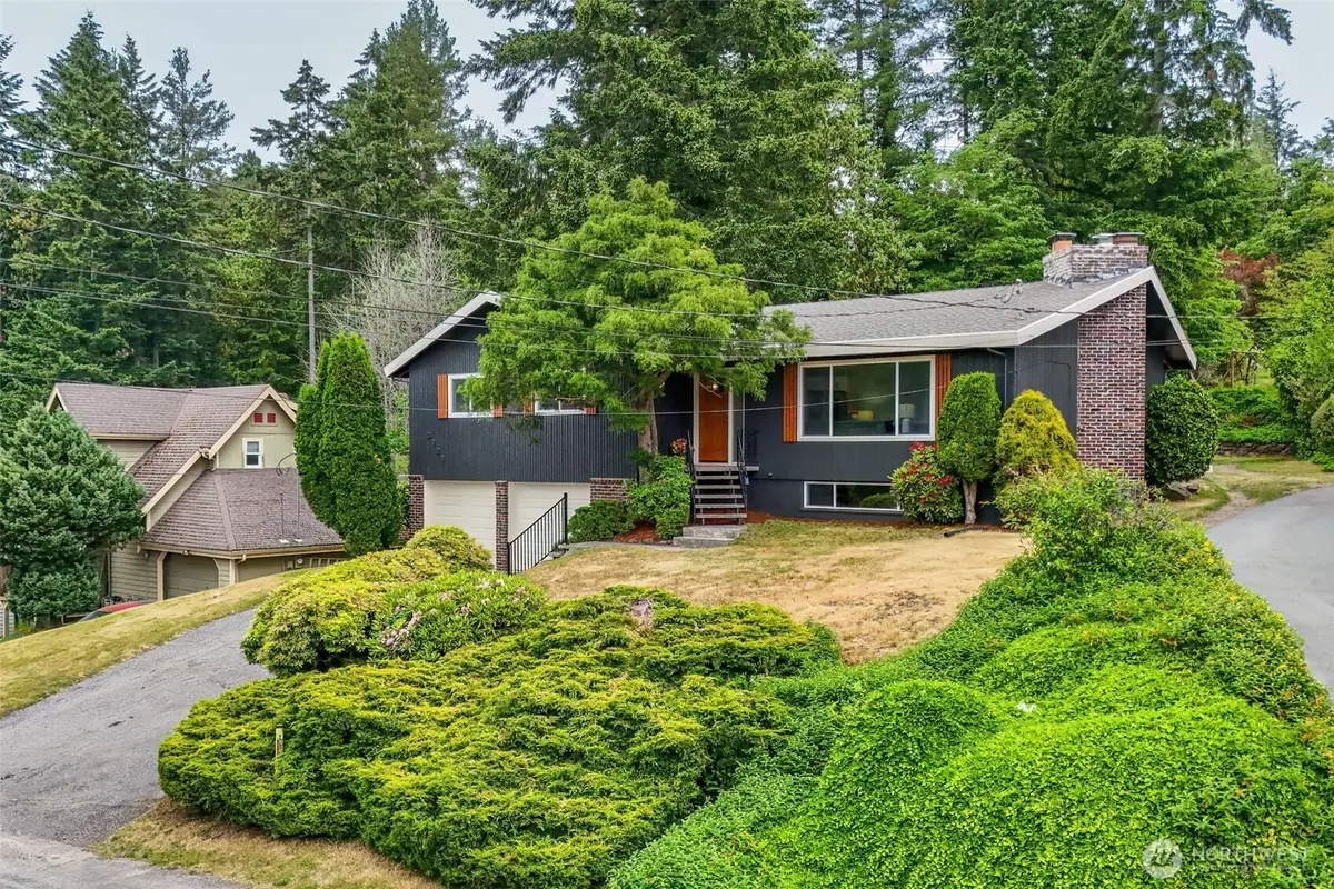 3828 Harbel Drive Ne, Bremerton, WA 98310 - #1