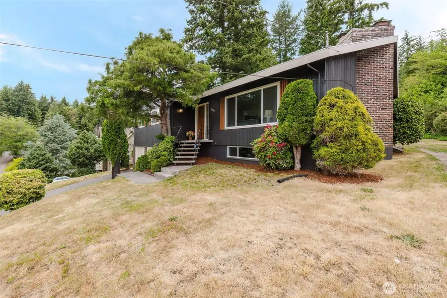3828 Harbel Drive Ne, Bremerton, WA 98310 - #2