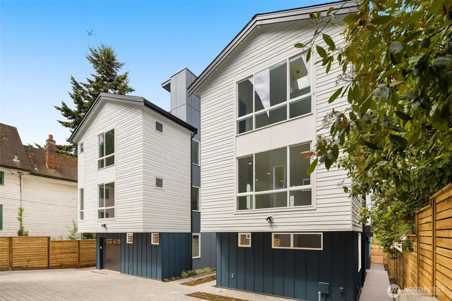 823 17th Avenue, Seattle, WA 98144 - #3