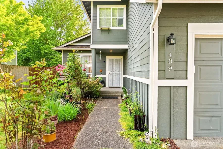 409 Kensington Avenue Nw, Orting, WA 98360 - #2