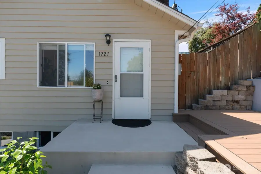 1227 S Henderson Street, Seattle, WA 98108 - #3