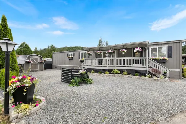 32501 NE 50th Street #17, Carnation, WA 98014