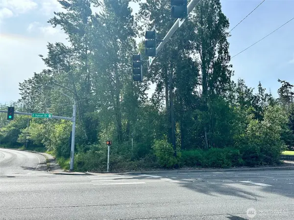 3010 E Sunset Drive, Bellingham, WA 98226