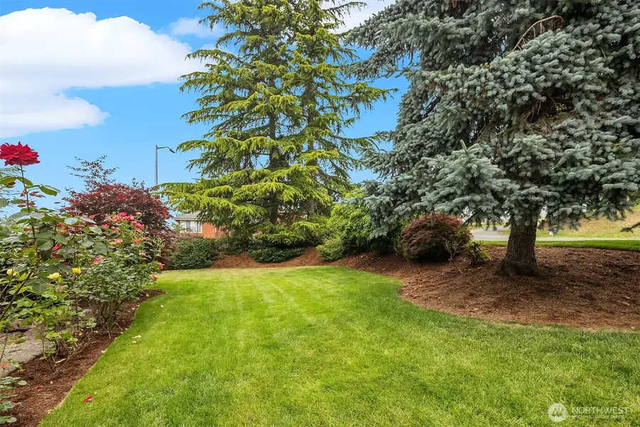 2907 Cedar Avenue S, Renton, WA 98055 - #3