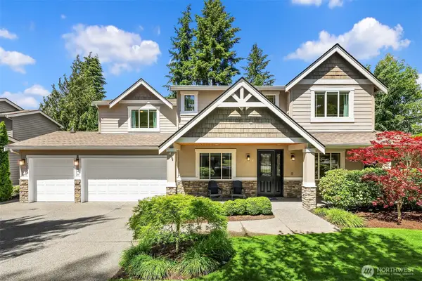 12512 NE 73rd Street, Kirkland, WA 98033