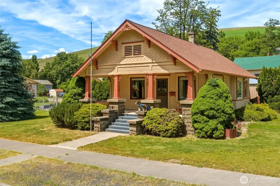 100 W Dayton Avenue, Dayton, WA 99328 - #2