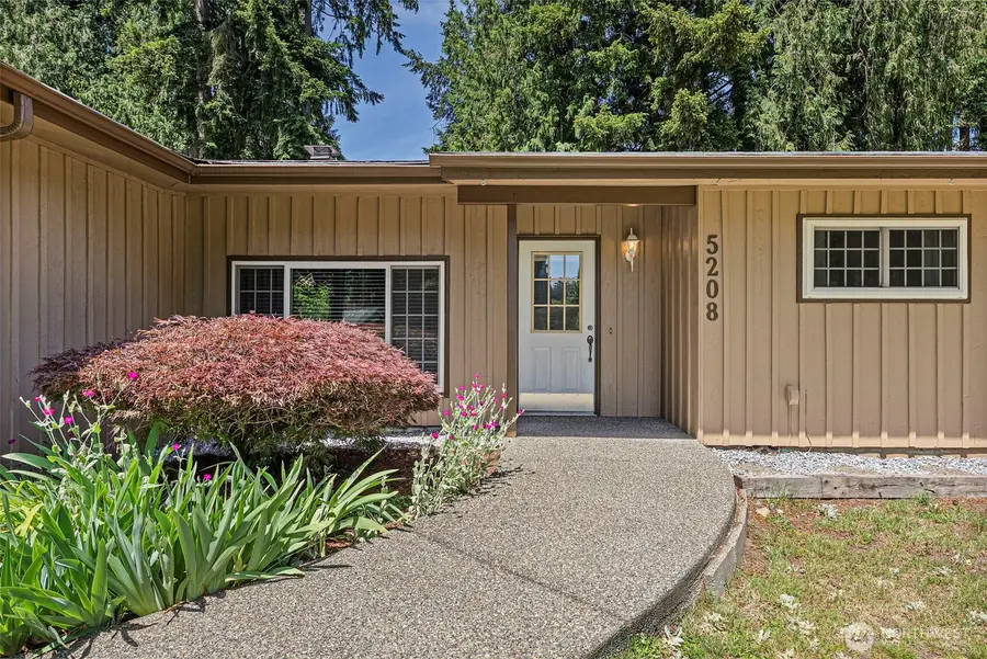 5208 Brentwood Drive Se, Lacey, WA 98503 - #2