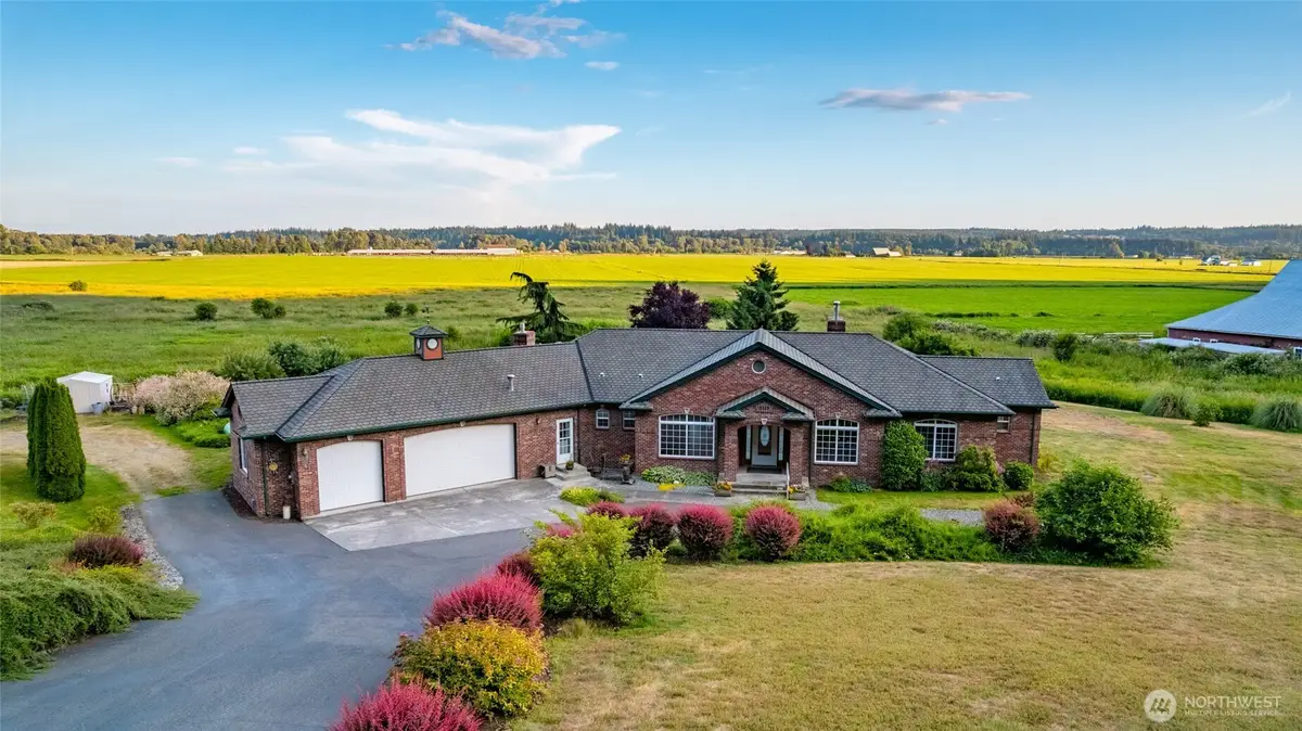 2322 Pioneer Highway, Stanwood, WA 98292 - #1