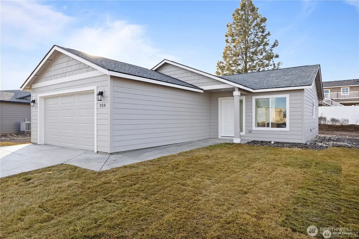 904 La Vista Drive, Warden, WA 98857 - #1