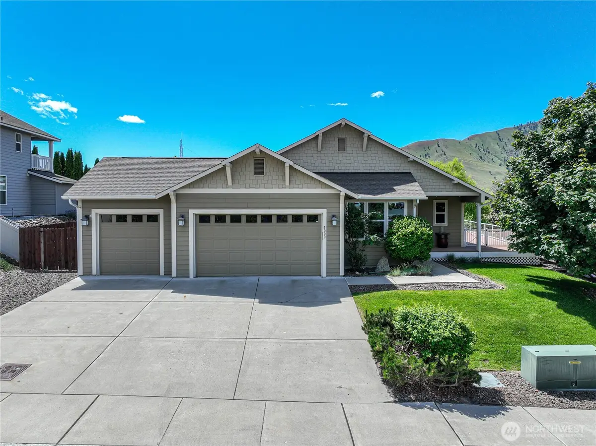 1000 Sunset Lane, Chelan, WA 98816 - #1