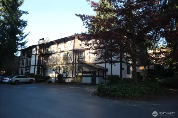 4501 Grandview Drive W #T304, Tacoma, WA 98466
