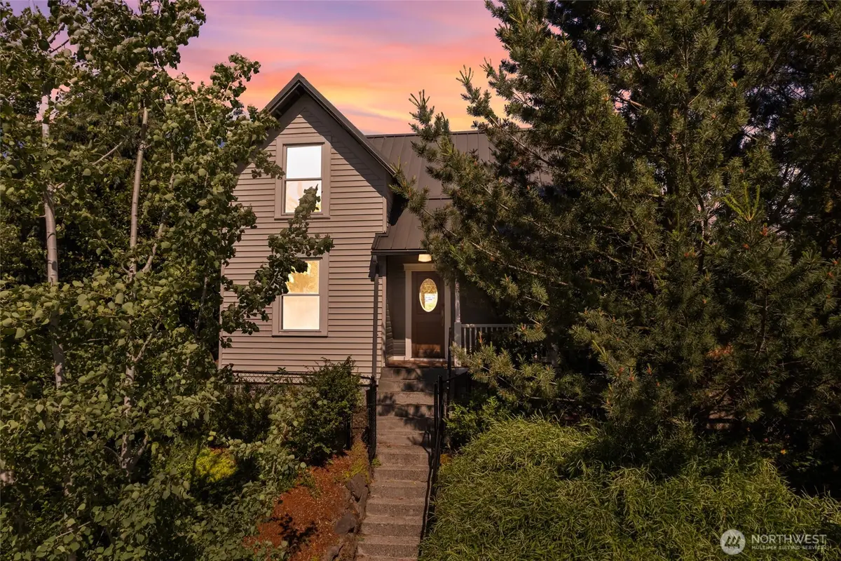 4048 37th Avenue S, Seattle, WA 98118 - #1