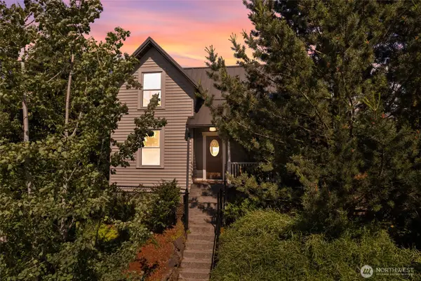 4048 37th Avenue S, Seattle, WA 98118